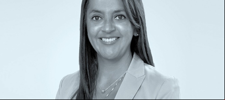 Carol Riofrío Torres ha laborado para firmas de abogados, bancos, as de fondos y fideicomisos y compañías de servicios públicos