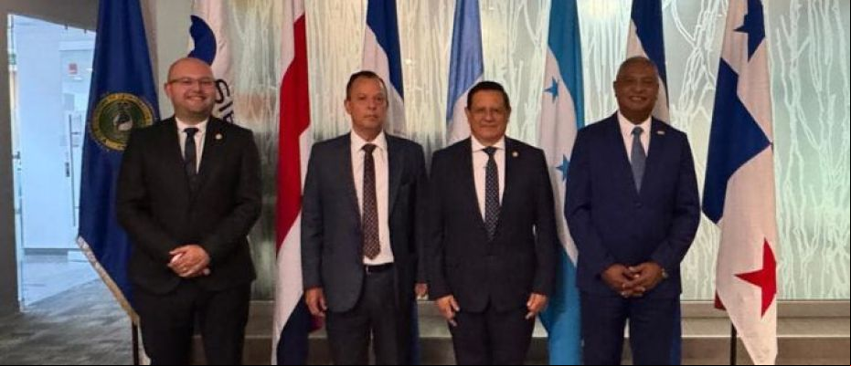 En abril pasado y con acompañamiento de la SIECA, se realizó  la Reunión Ordinaria del Comité Aduanero, en el marco de la II Ronda de Unión Aduanera Centroamericana./ Tomada de la página de la Secretaría de Integración Económica Centroamericana en Facebook.